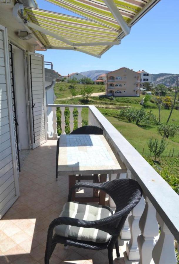 Villa Ester Lopar Exterior foto
